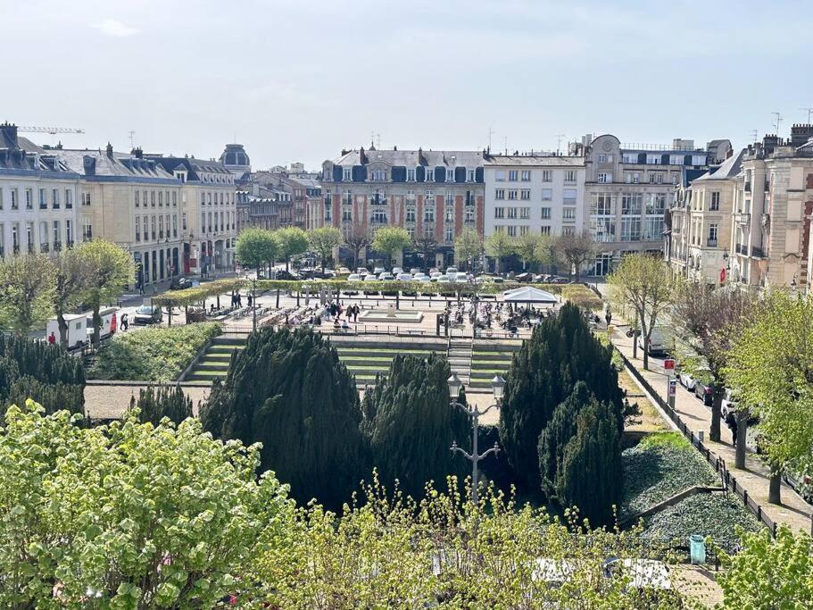 ריימס Forum Champagne Grand T2 Climatise Vue Cathedrale מראה חיצוני תמונה